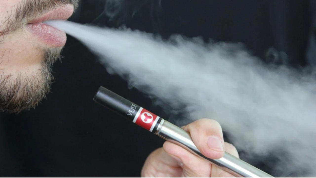 La Legislatura porteña buscará prohibir el cigarrillo electrónico: los motivos