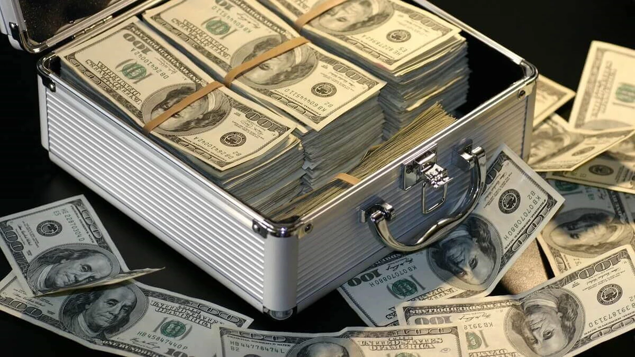 Lavado de dinero: ya rigen los nuevos parámetros para reportar operaciones sospechosas