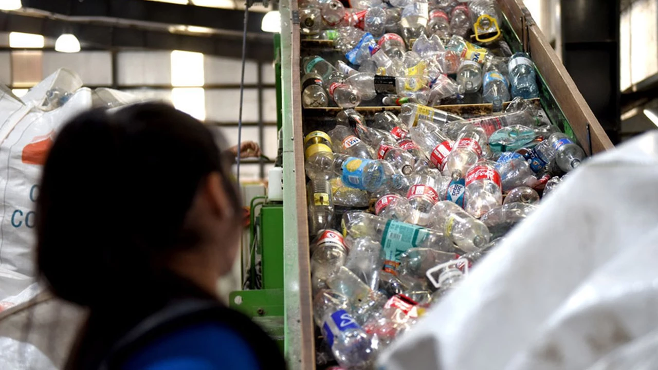 Residuos plásticos: cómo se trabaja en la Argentina para enfrentar este problema global
