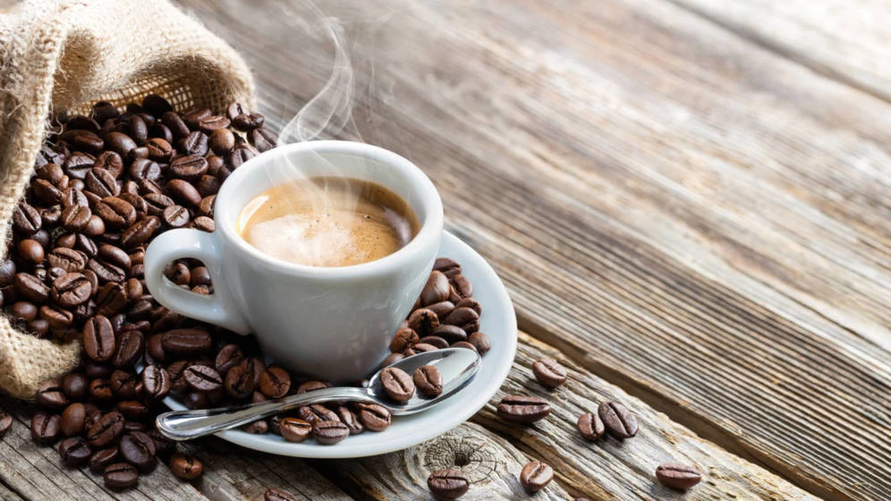 ¿El café ayuda a combatir la obesidad?