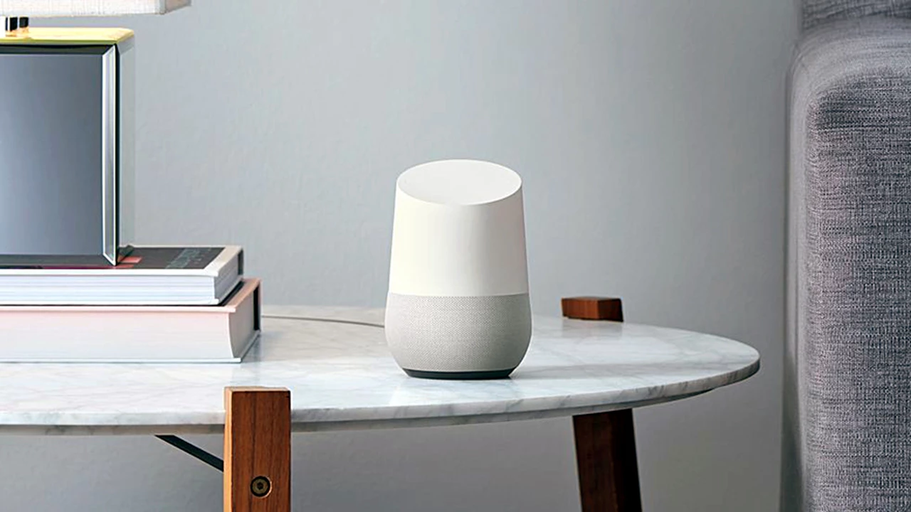 Google reconoce que escucha conversaciones con su asistente virtual
