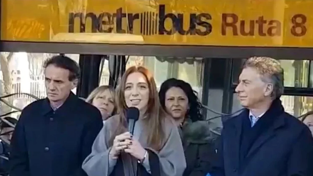 Video: los gestos de un intendente K mientras Vidal inauguraba el Metrobus en San Martín