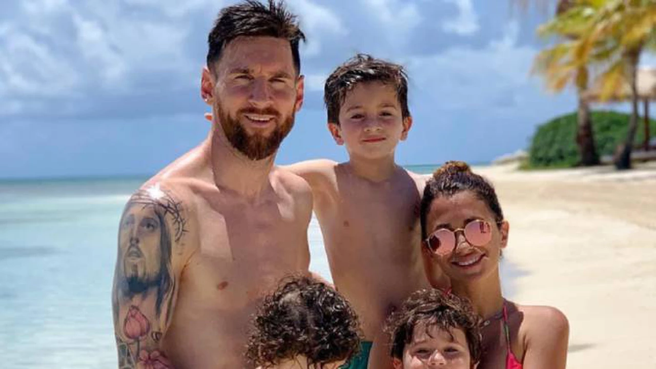 Instagram se prende fuego con una foto de Antonella Roccuzzo junto a Messi