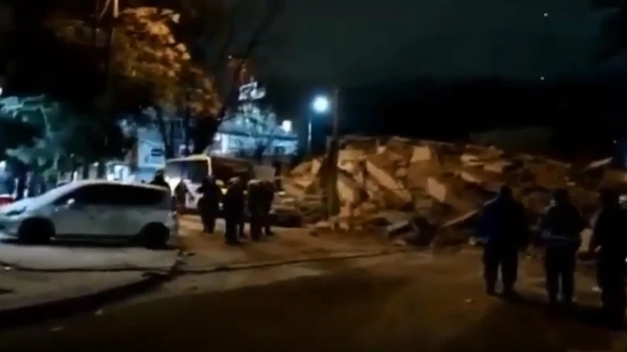 Video: se derrumbó un edificio de 8 pisos sobre la avenida General Paz