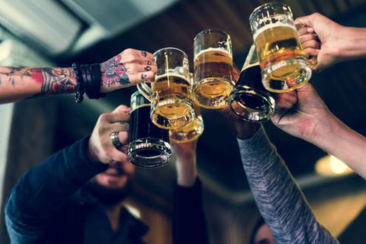 Cómo puede impactar el consumo excesivo de alcohol en un cerebro joven