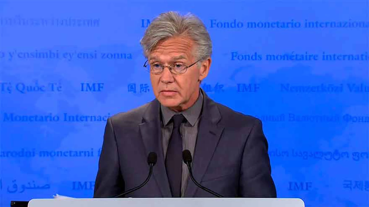 El FMI confirmó el viaje de Lacunza y advierte una "difícil situación" en Argentina, que espera el desembolso