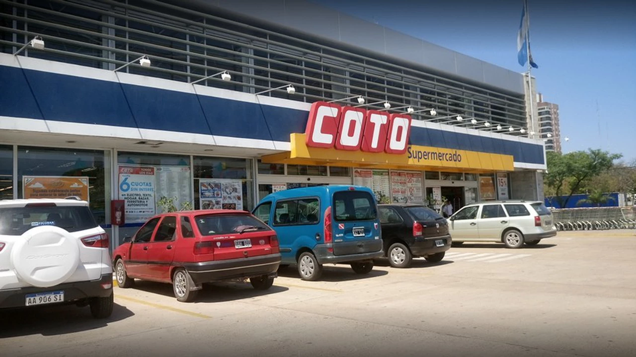 Le robaron el auto del estacionamiento de Coto: quién debe pagar el daño, según la Justicia