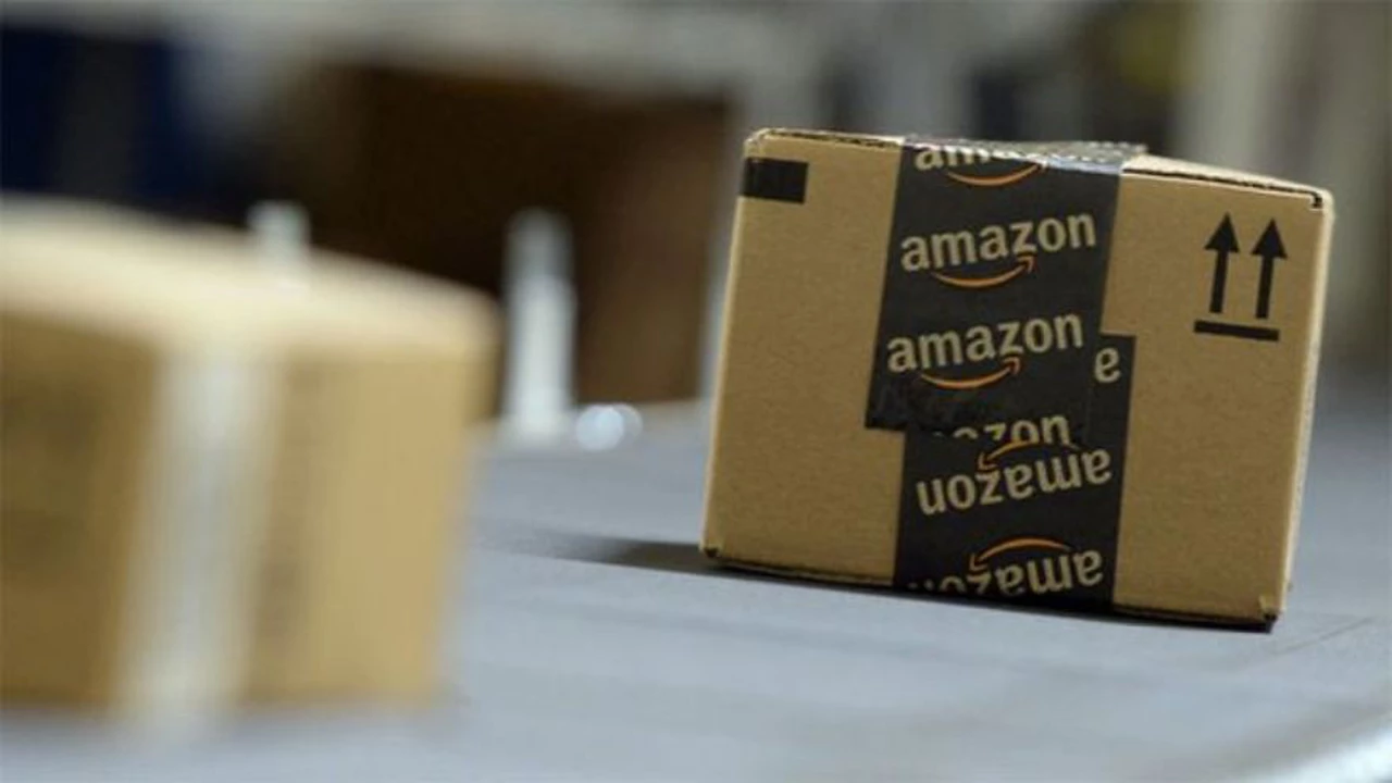 Como si fuera navidad: Amazon contrata más de 75.000 empleados y se dispara el precio de sus acciones