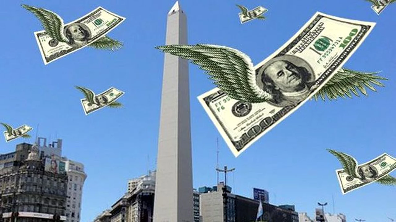 Fuga récord: en agosto se fueron casi u$s6.000 millones del sistema financiero argentino