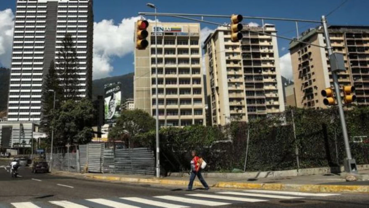 Crisis en Venezuela: un nuevo empleo prospera en el país por el miedo de los emigrantes a perder sus propiedades