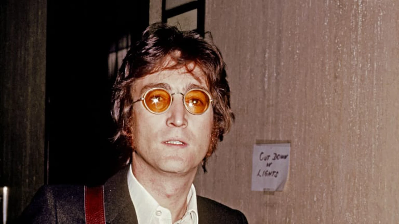 Video: los 10 secretos mejor guardados de John Lennon