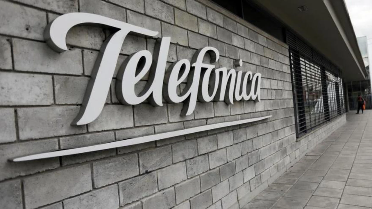 Telefónica contrata a Goldman para la venta de sus 50.000 torres de telecomunicaciones