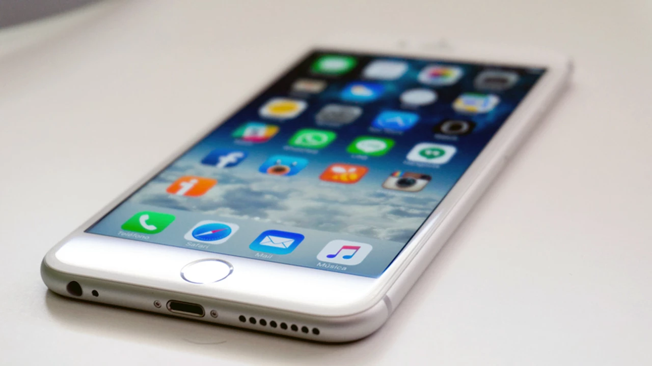 El gobierno de EE.UU. vuelve a exigir a Apple que desbloquee un iPhone