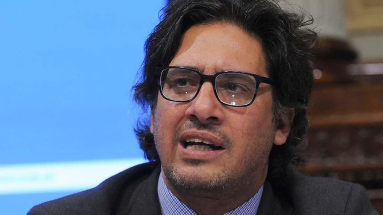 Garavano presentó en La Haya un informe sobre violaciones de derechos humanos en Venezuela