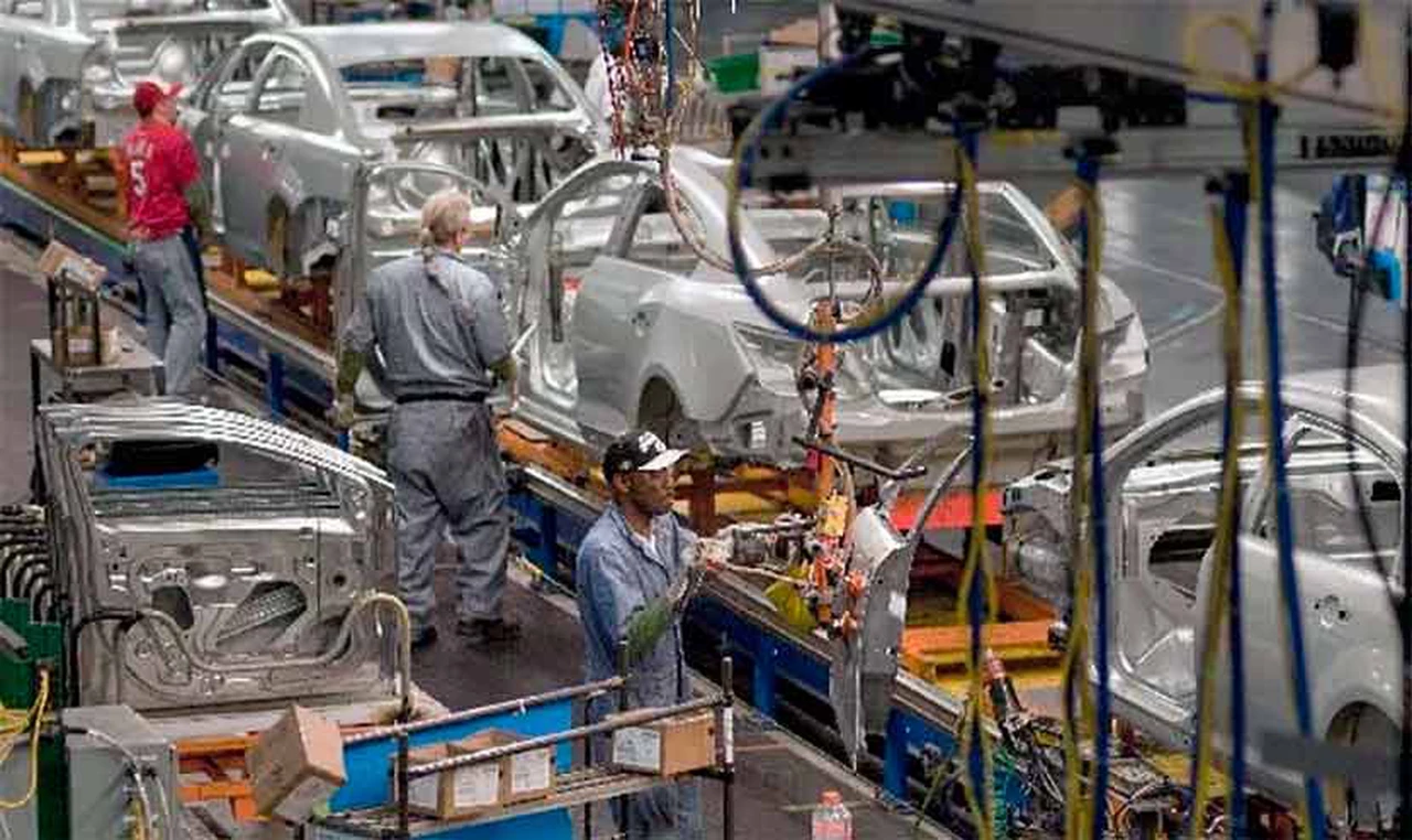 Fiat Chrysler negocia megafusión de u$s50.000 millones con Grupo Peugeot
