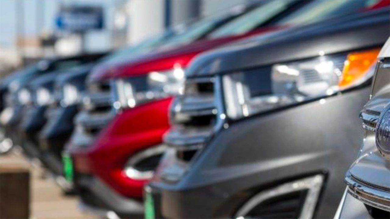Enero mantiene la tendencia negativa: continúa la baja en la venta de autos