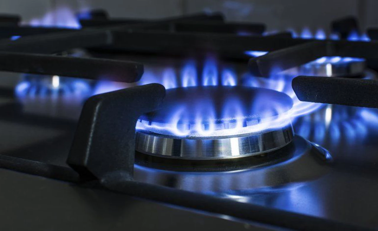 Gremio de trabajadores del gas acordaron aumento salarial y un bono anual: por cuánto fue el arreglo