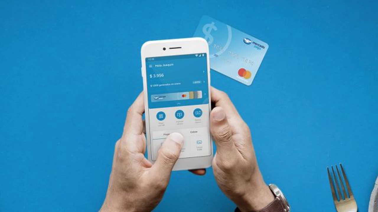Bancos y tarjetas dan pelea a Mercado Pago: cómo usar el reloj para pagar, lo nuevo de Galicia y Mastercard