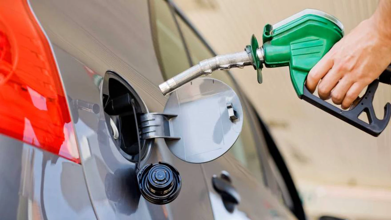Tras suba de YPF, más petroleras aumentaron: cómo quedaron los precios de nafta y diesel