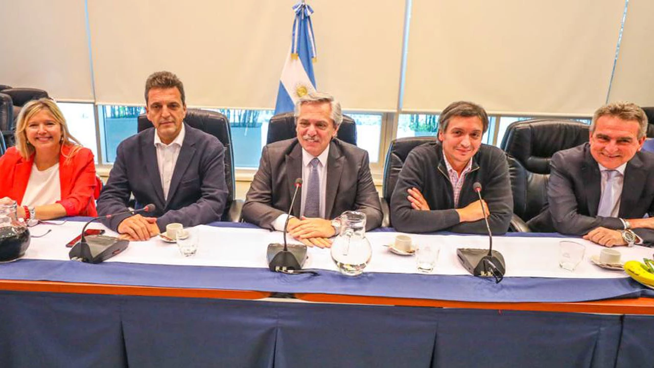 Con Alberto Fernández, el Frente de Todos proclamó a Máximo Kirchner como jefe de bloque