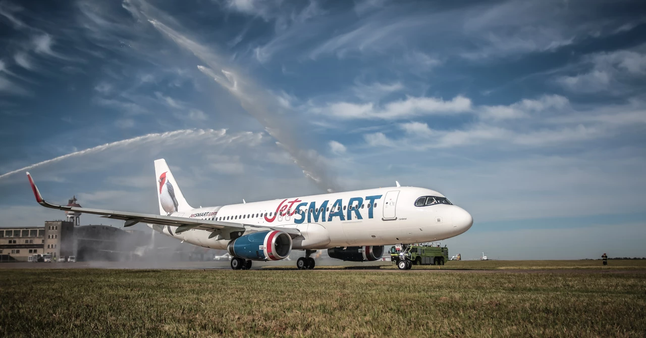 Atención usuarios de JetSmart: por medidas gremiales, más de 2.000 pasajeros se quedaron sin vuelos