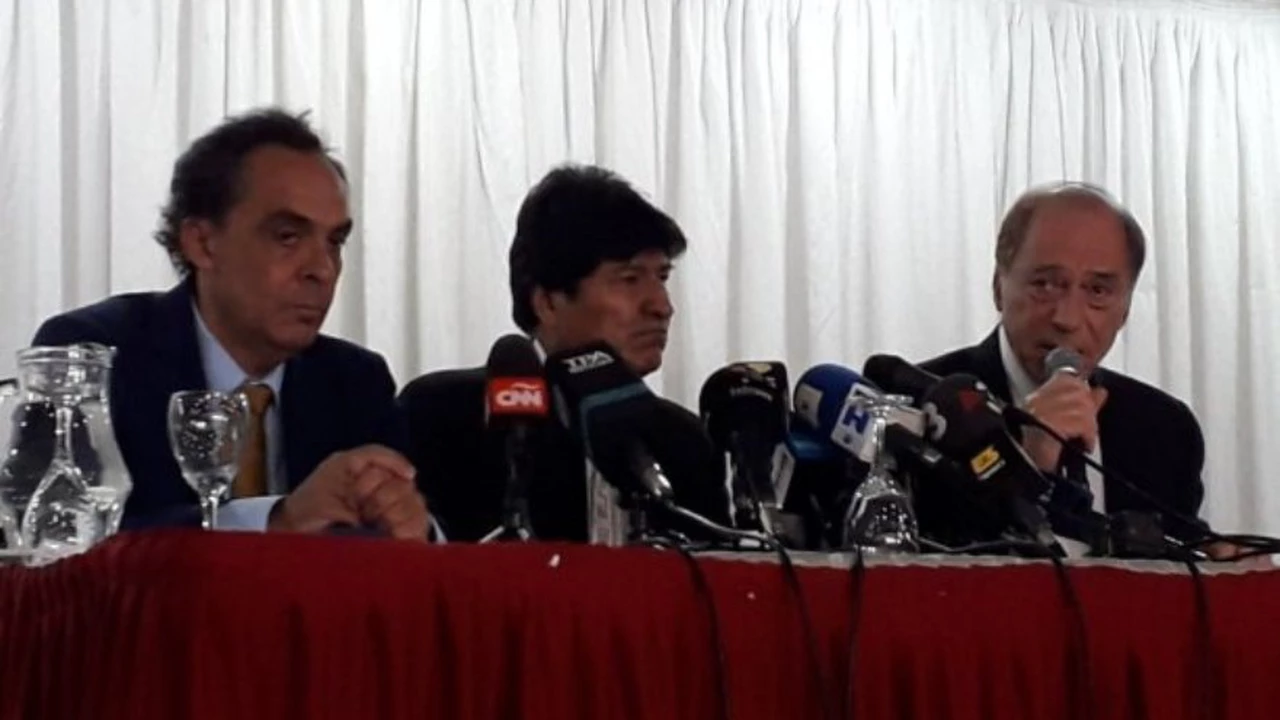 Eugenio Zaffaroni y Gustavo Ferreyra serán abogados de Evo Morales