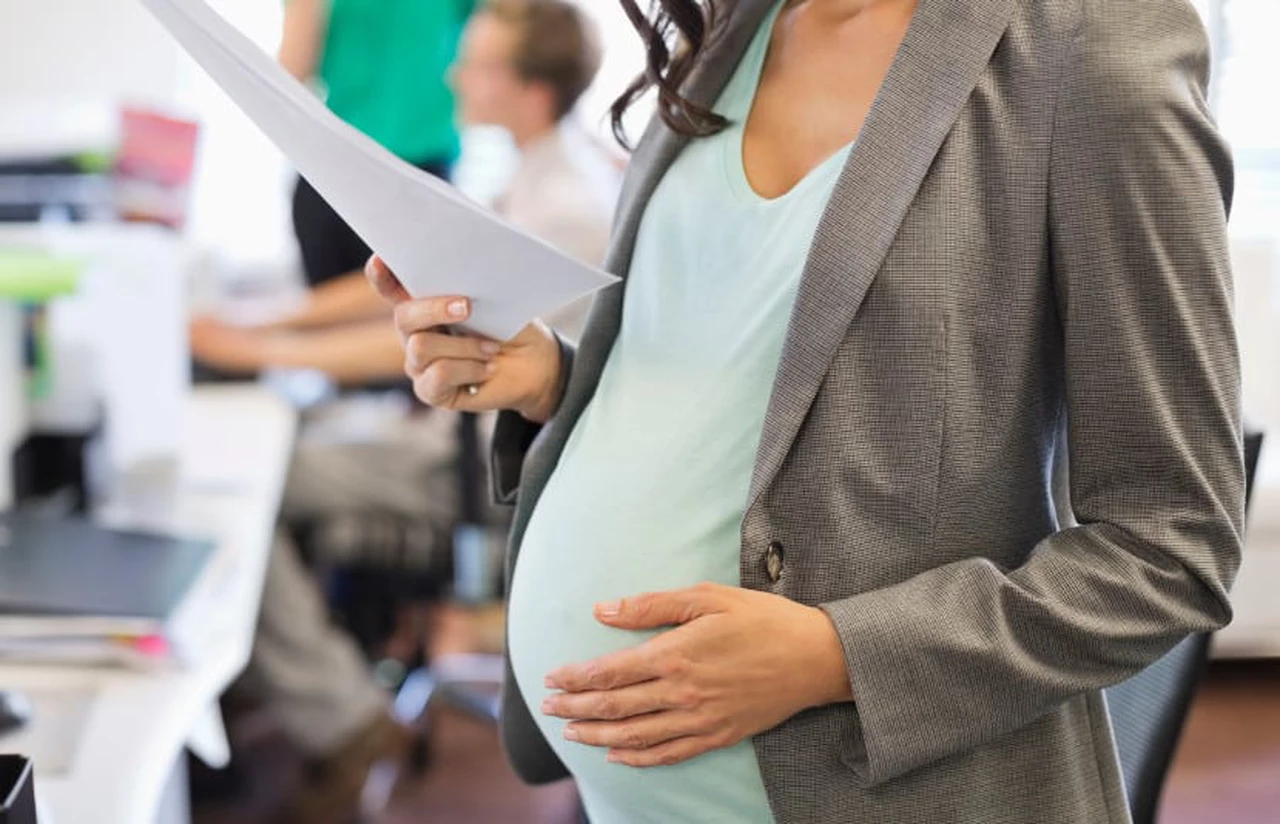 Licencia por maternidad: cuántos días dura, cuándo empieza y cómo es el trámite en la ANSES