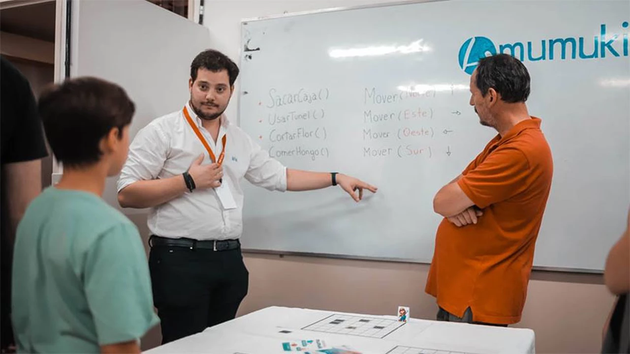 Plataforma argentina que enseña a programar es finalista de certamen sobre tecnología y migración