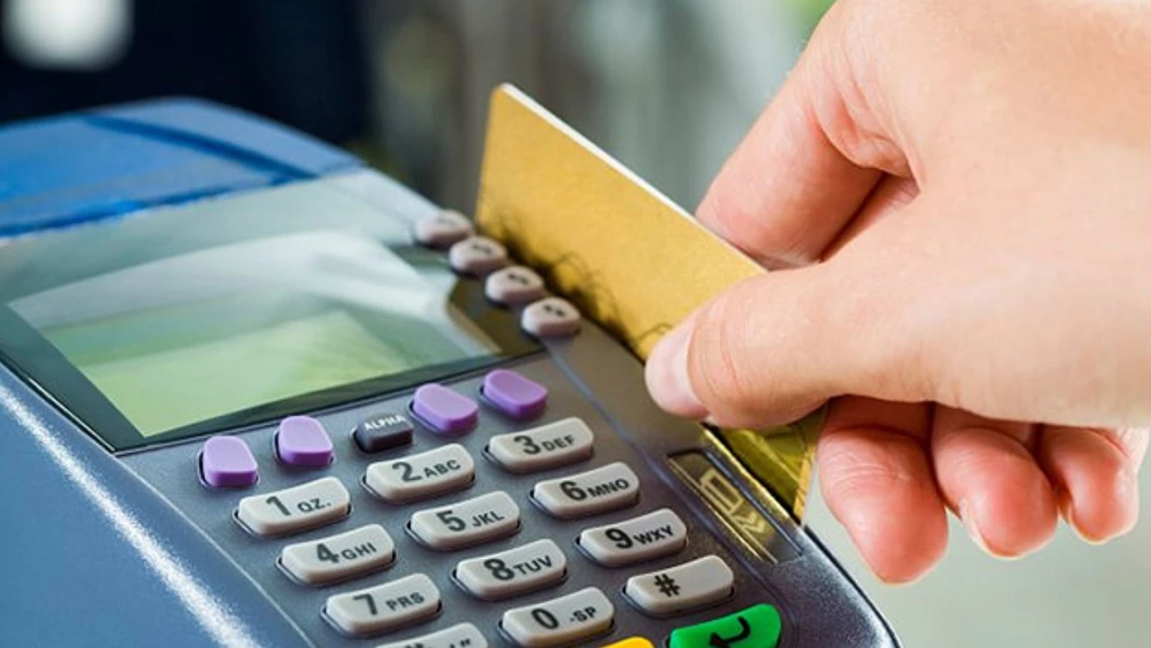 ¿Por qué ahora es el momento ideal para cancelar el saldo de tus tarjetas de crédito?