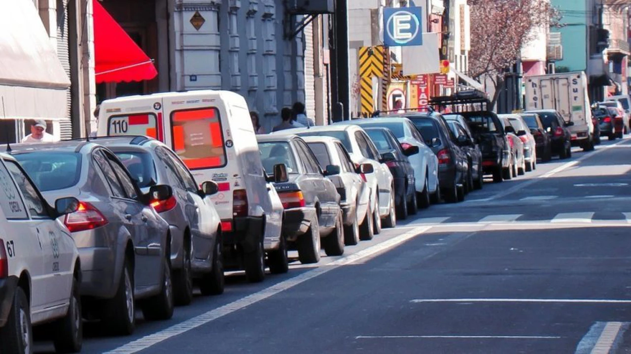 El Frente de Todos pide límites al estacionamiento medido en la Ciudad