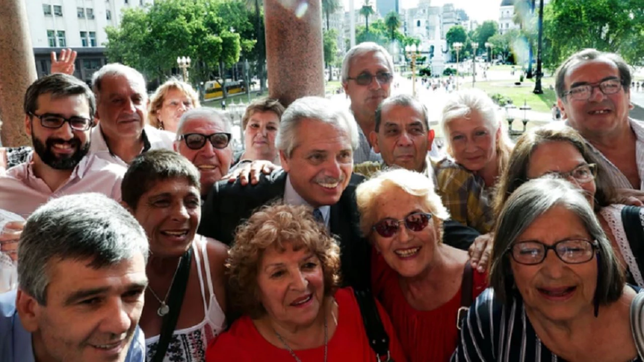 Alberto Fernández salió al cruce de la oposición por los jubilados: "Ahora aparecen los defensores que se rasgan las vestiduras"