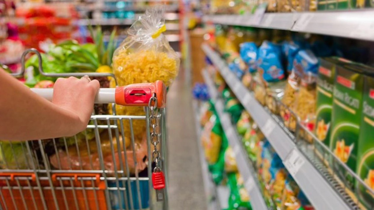 El Gobierno busca frenar la suba de precios y pondrá la lupa sobre las empresas alimenticias