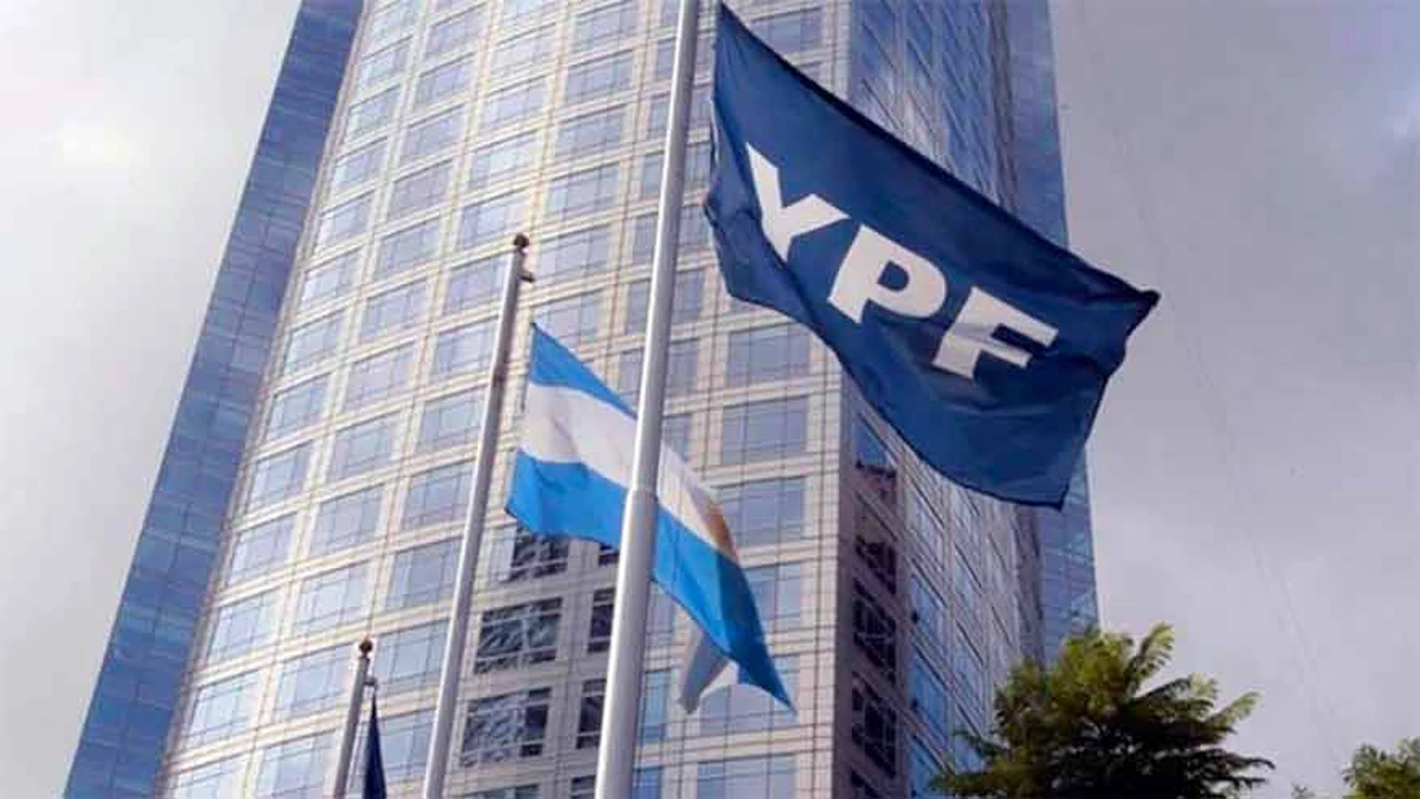 El valor de la acción de YPF llegó a un nuevo mínimo histórico