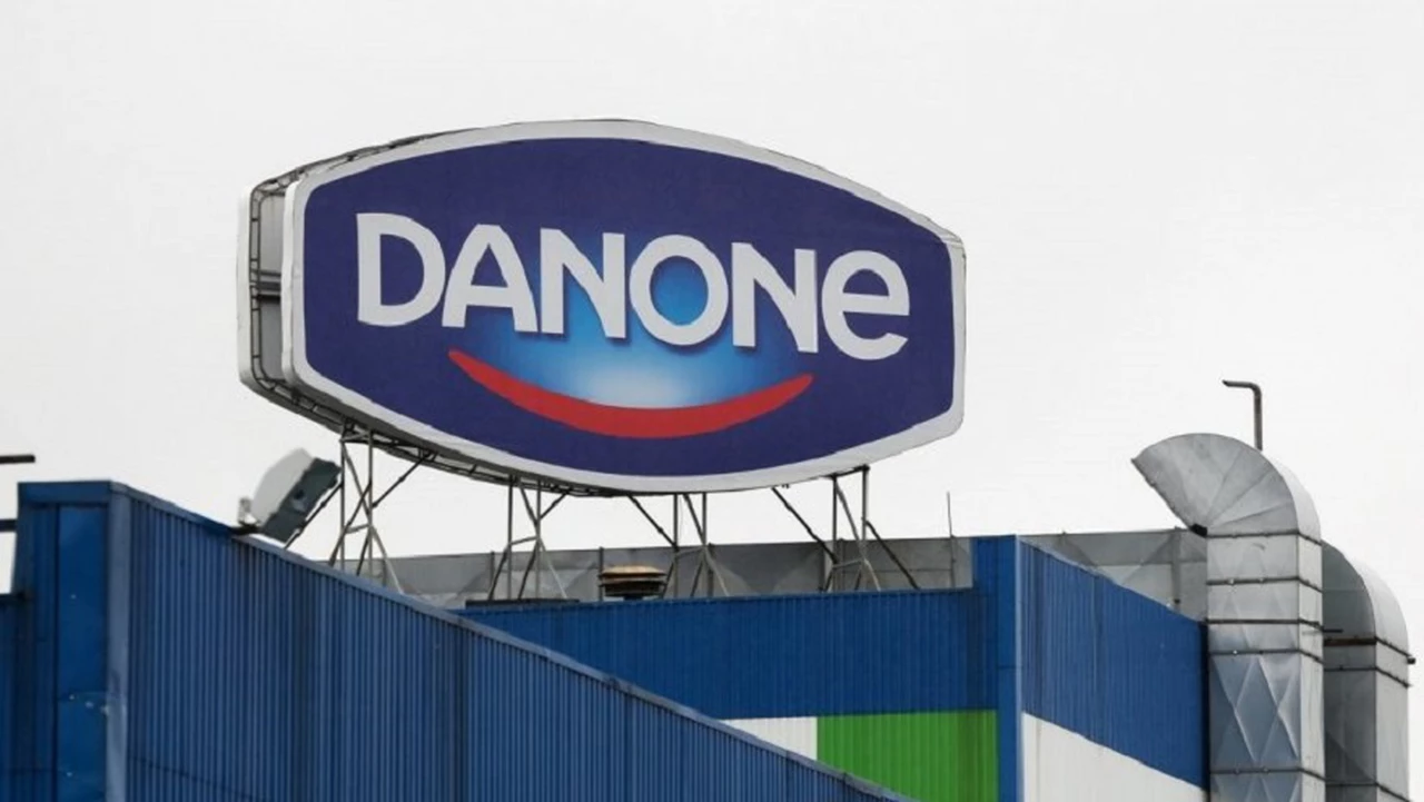 Destituyeron a director general de Danone con efecto inmediato, ¿qué fue lo que pasó?