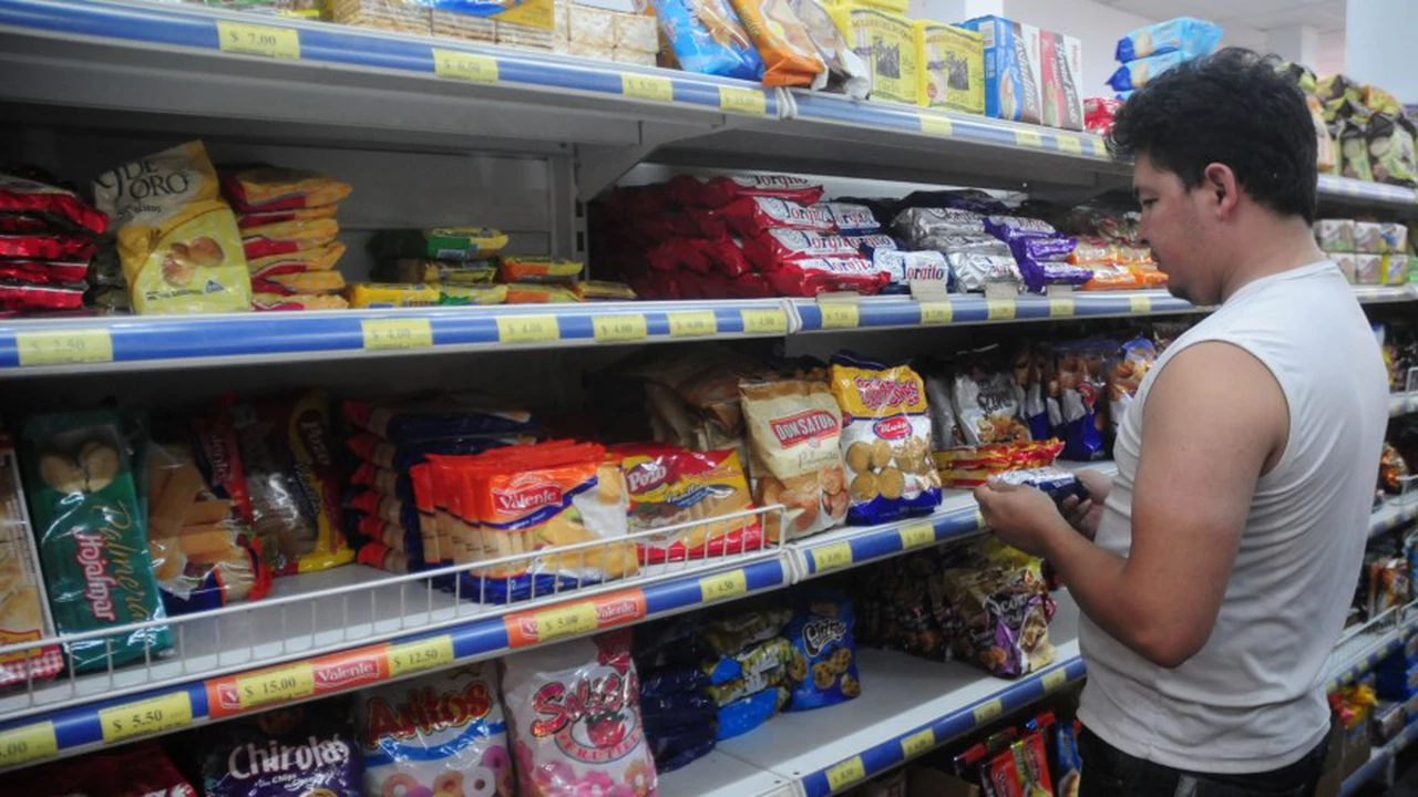 Supermercados presentaron sobreprecios del 50% respecto del listado de valores máximos