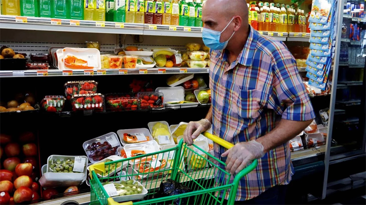 Alerta por coronavirus: cómo desinfectar los productos que compramos en el supermercado