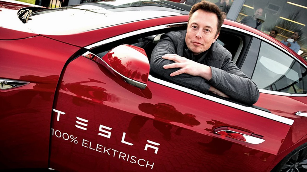 Si hubieses invertido u$s1.000 en acciones de Tesla hace un año, ¿cuánta plata tendrías ahora?