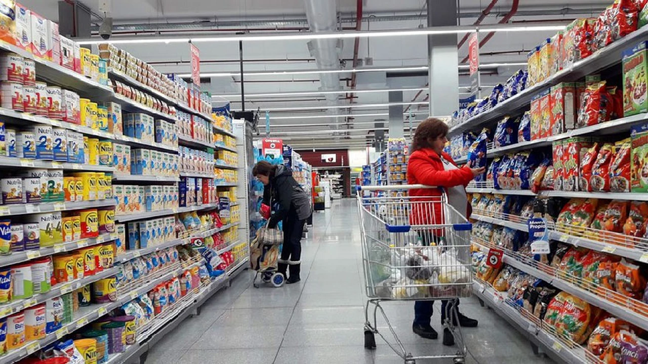Precios máximos: la mitad de los productos del listado no está en stock en cadenas de supermercados