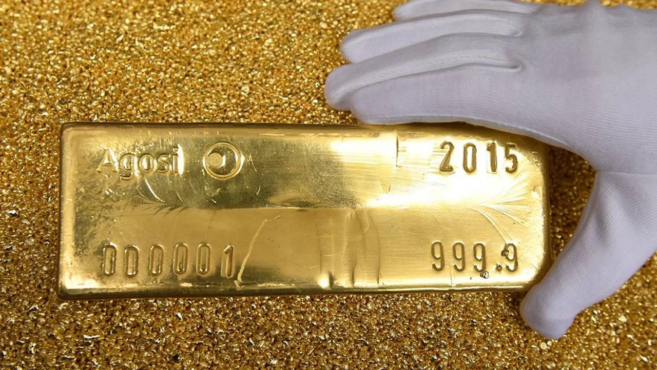 ¿Cuál es el pronóstico de los expertos para el precio del oro dentro de un año y medio?