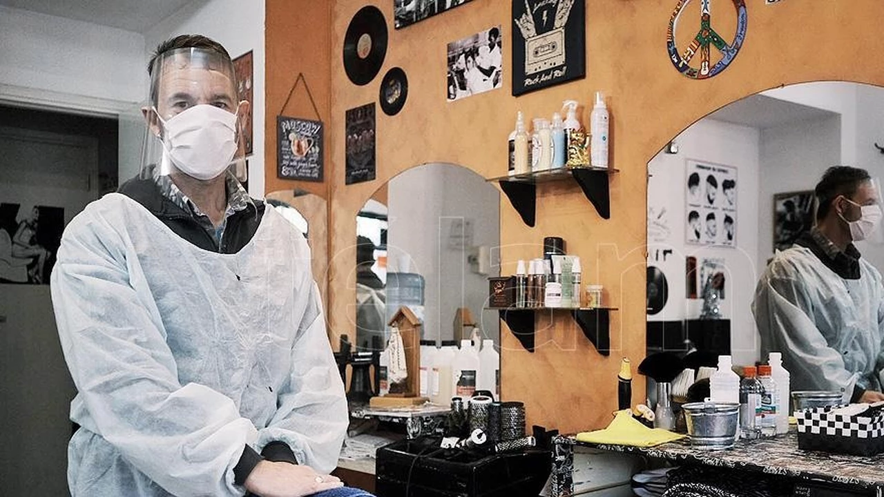 Cómo es reabrir peluquerías, casas de electro y cientos de comercios en pandemia: el caso Mar del Plata