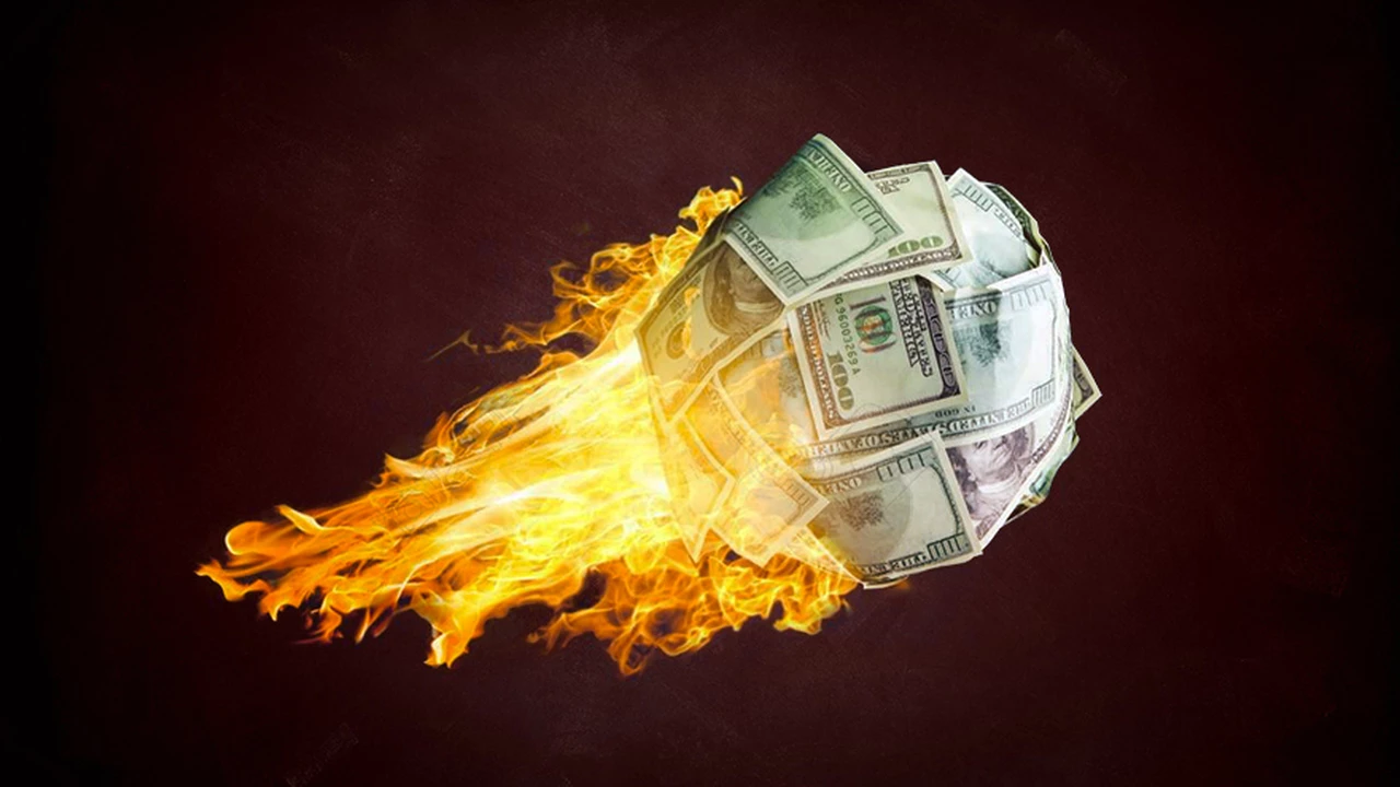 Cóctel explosivo para el dólar: el Central ya emitió $1 billón y aún le queda mucho por inyectar
