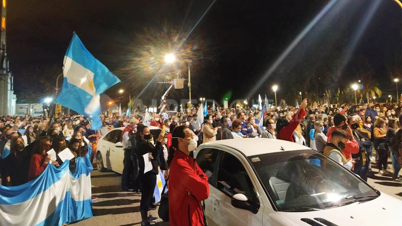 Expropiación de Vicentin: manifestantes echan a los interventores del hotel donde se hospedan