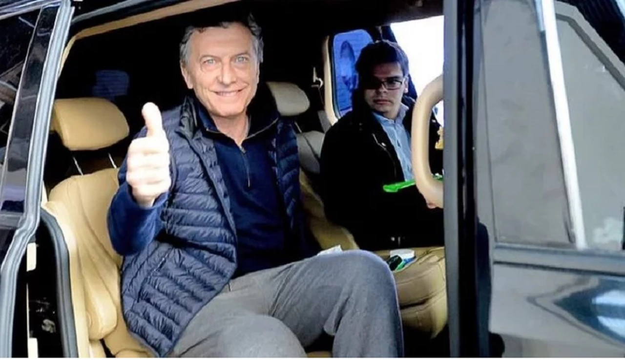 Nuevo escándalo para Macri: la Policía Federal le reclama que devuelva una camioneta que pertenece al Estado