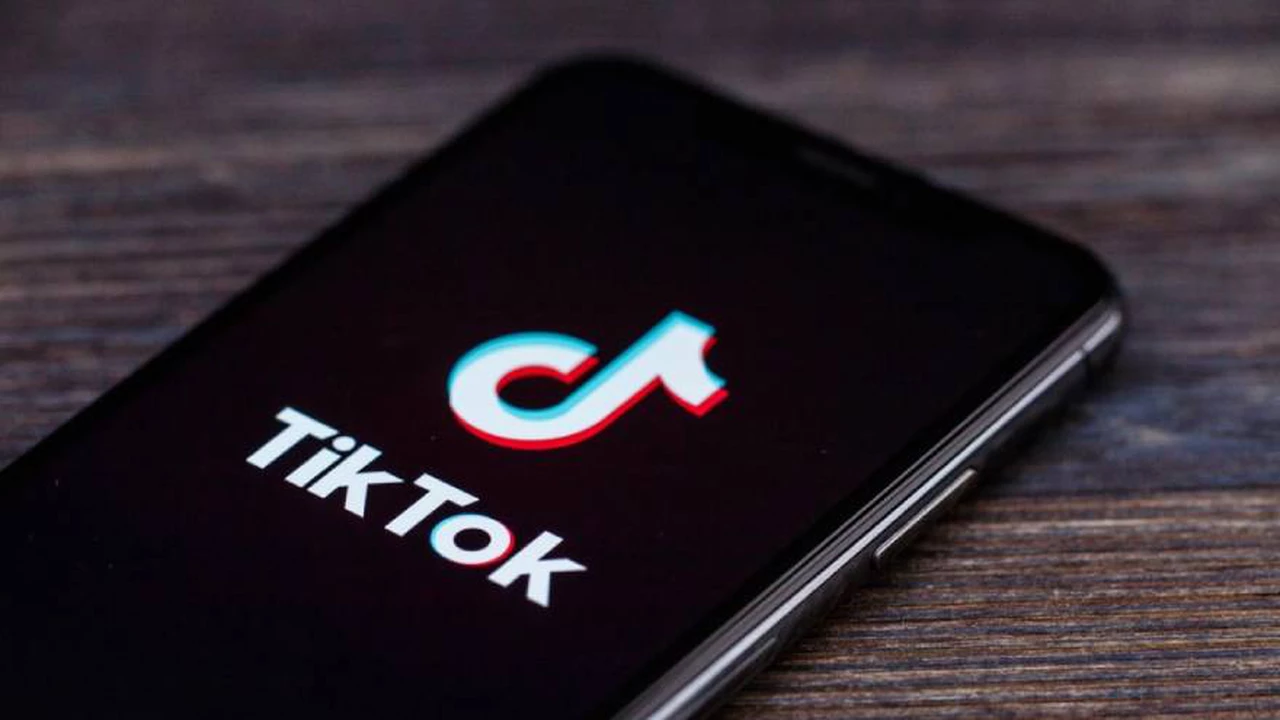 Cómo es el nuevo filtro de TikTok que sirve para reunirse con seres queridos que han fallecido