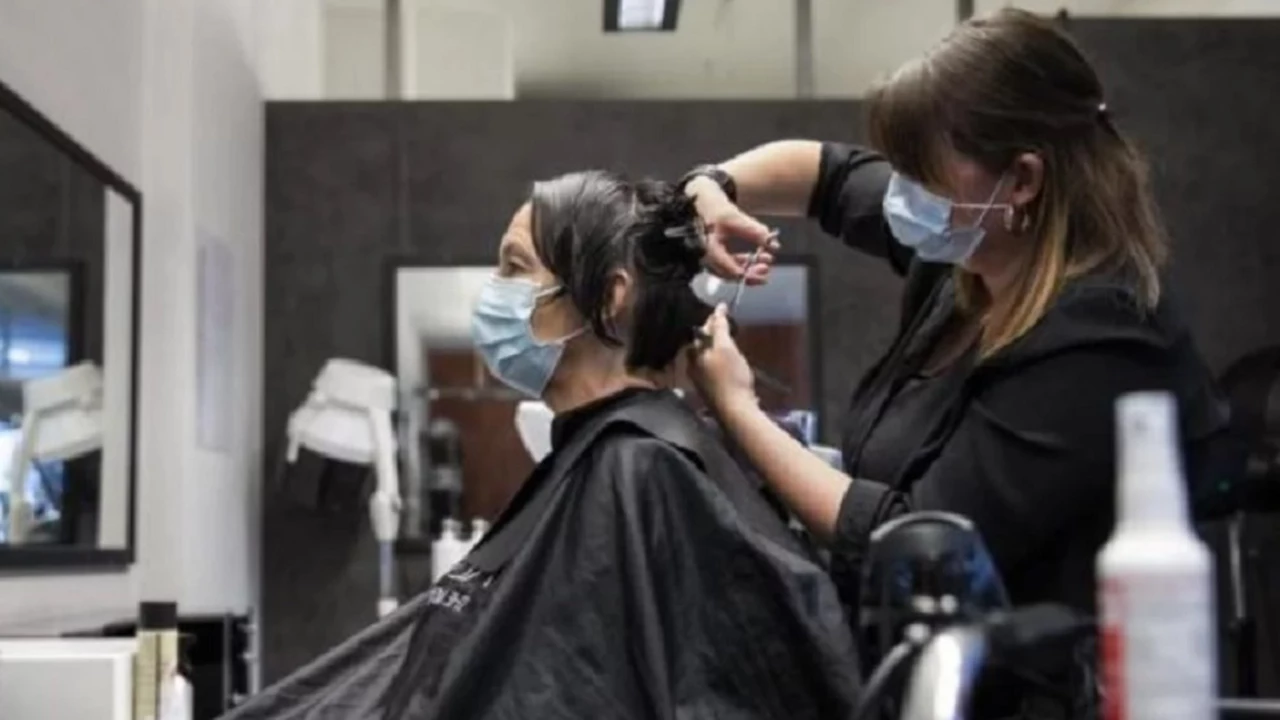 Las peluquerías reabren mañana en la Ciudad, ¿cómo funcionarán?