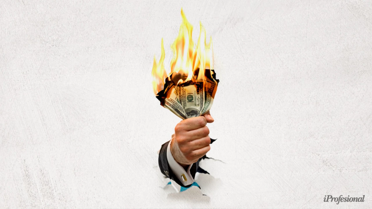 Banco Central quema dólares y las reservas ya están en estado crítico: ¿cuánto poder de fuego queda en verdad?