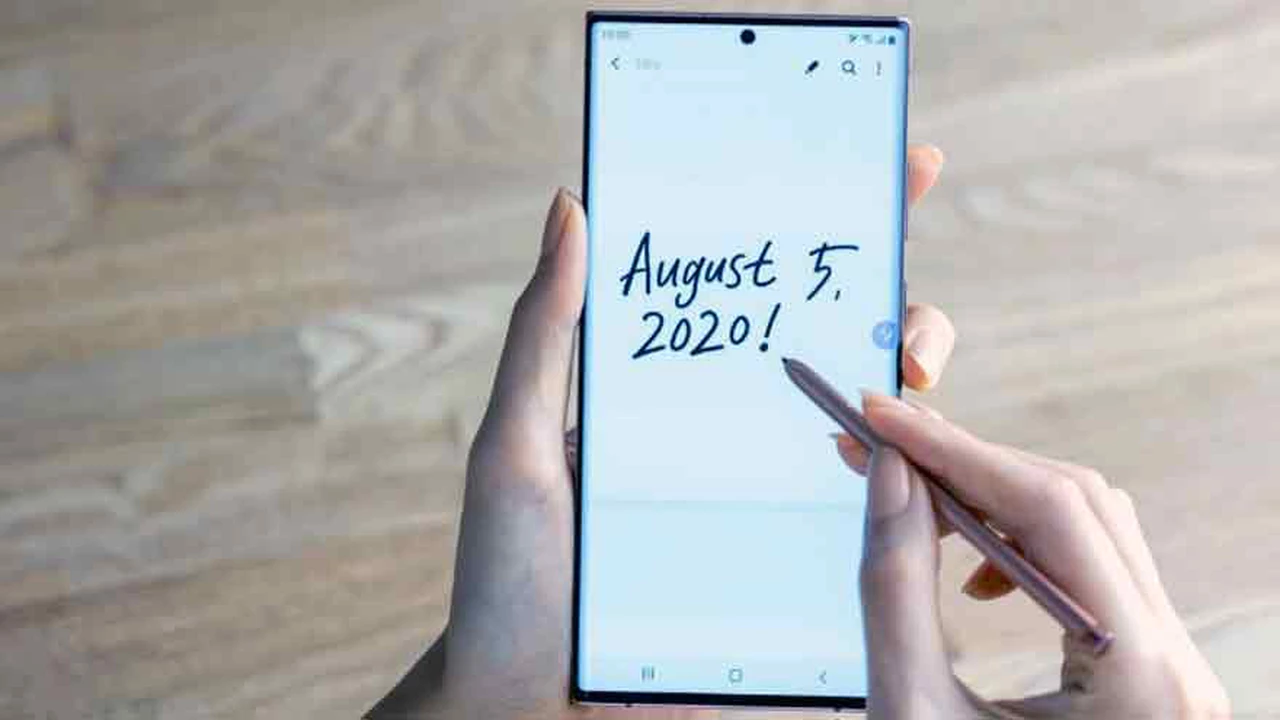 Samsung lanza su nuevo "smartphone" premium, Galaxy Note 20, además de un móvil plegable, tabletas y relojes