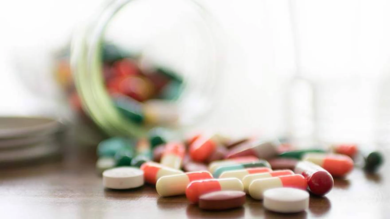 El lado B de los medicamentos: aportan más de 900 millones de dólares al Estado