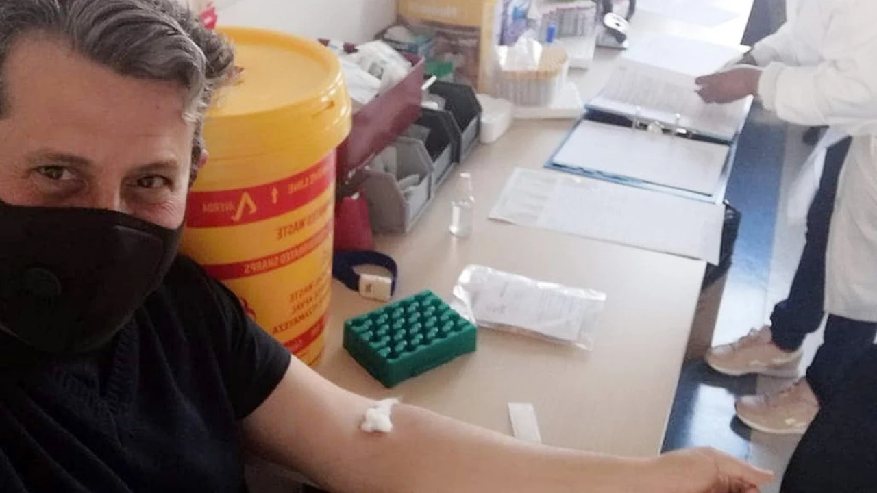 Un argentino ya se aplicó la vacuna de Oxford contra el coronavirus: esta es su experiencia
