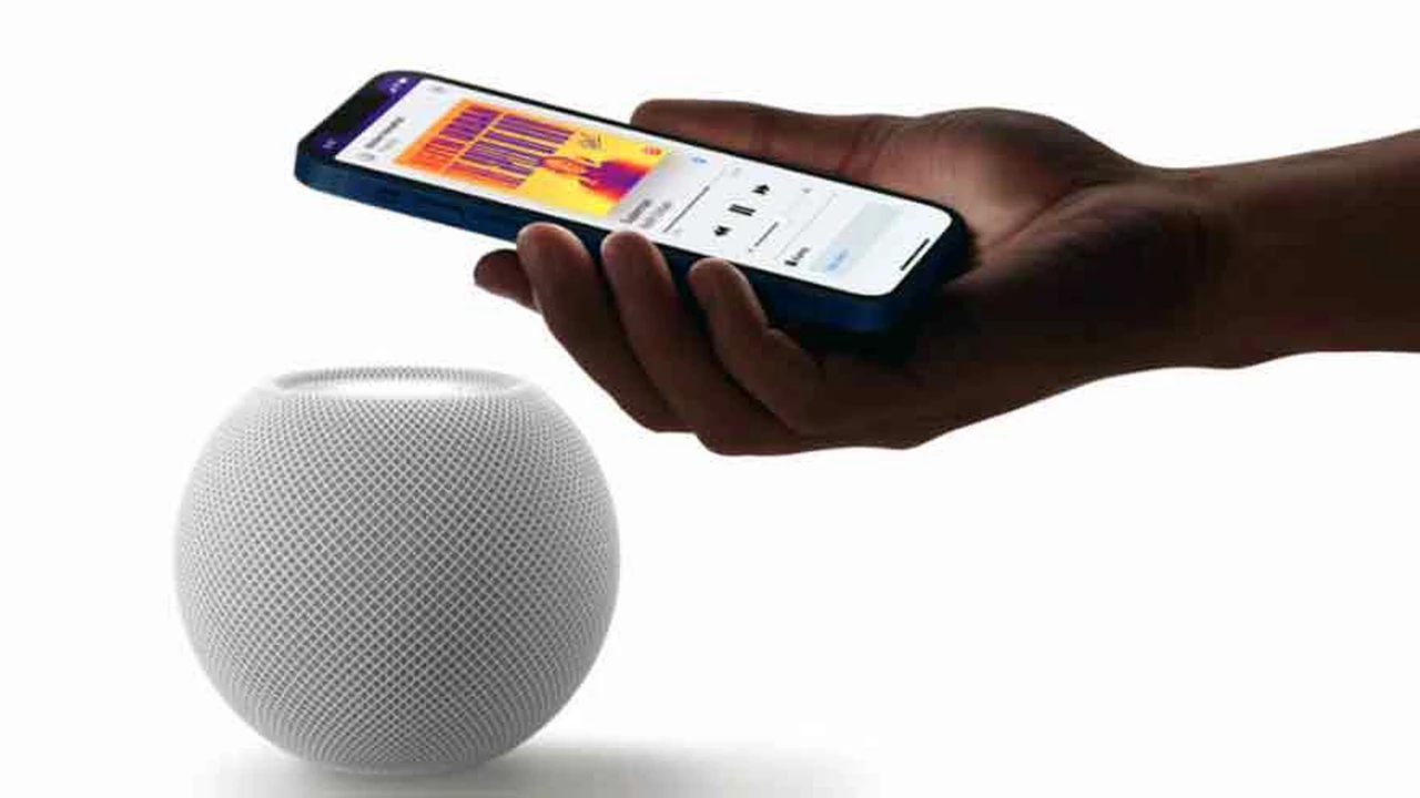 Apple lanza un pequeño altavoz inteligente con nuevas prestaciones